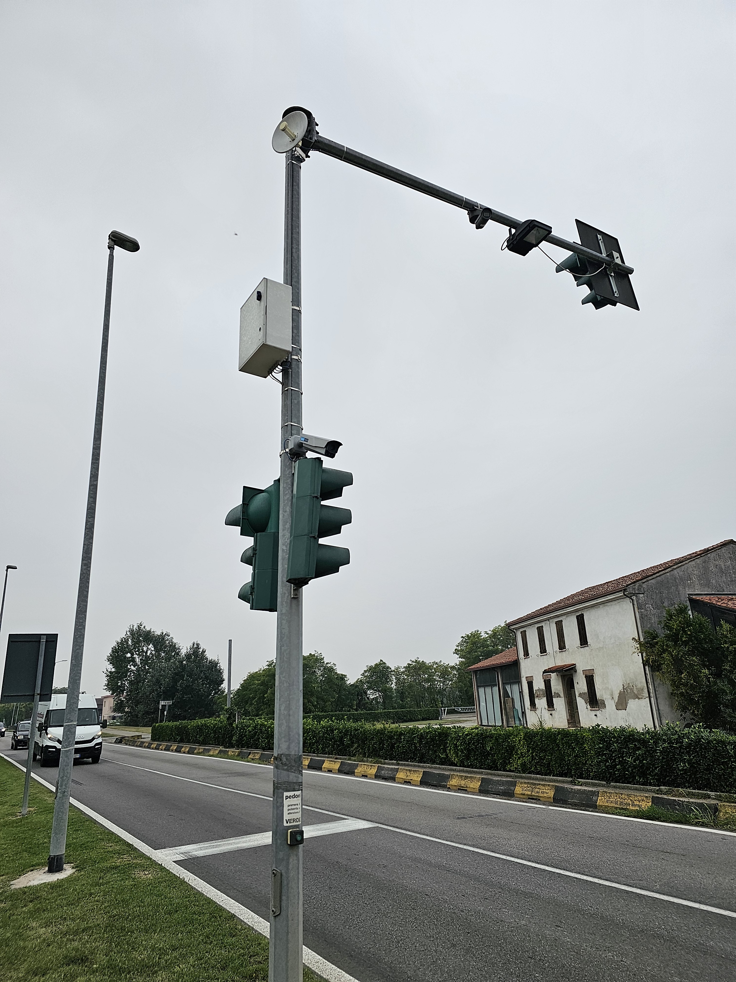 Impianto semaforico LED